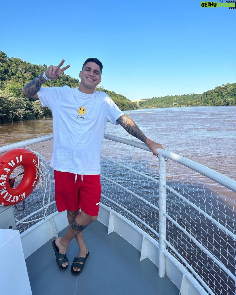 Felipe Prior Instagram - Pôr do Sol no Marco das Três Fronteiras com @kattamaramfoz #fozdoigua #fozdoiguacu #cataratas #parana #cataratasdoigua #argentina #travel . Foz do Iguaçu