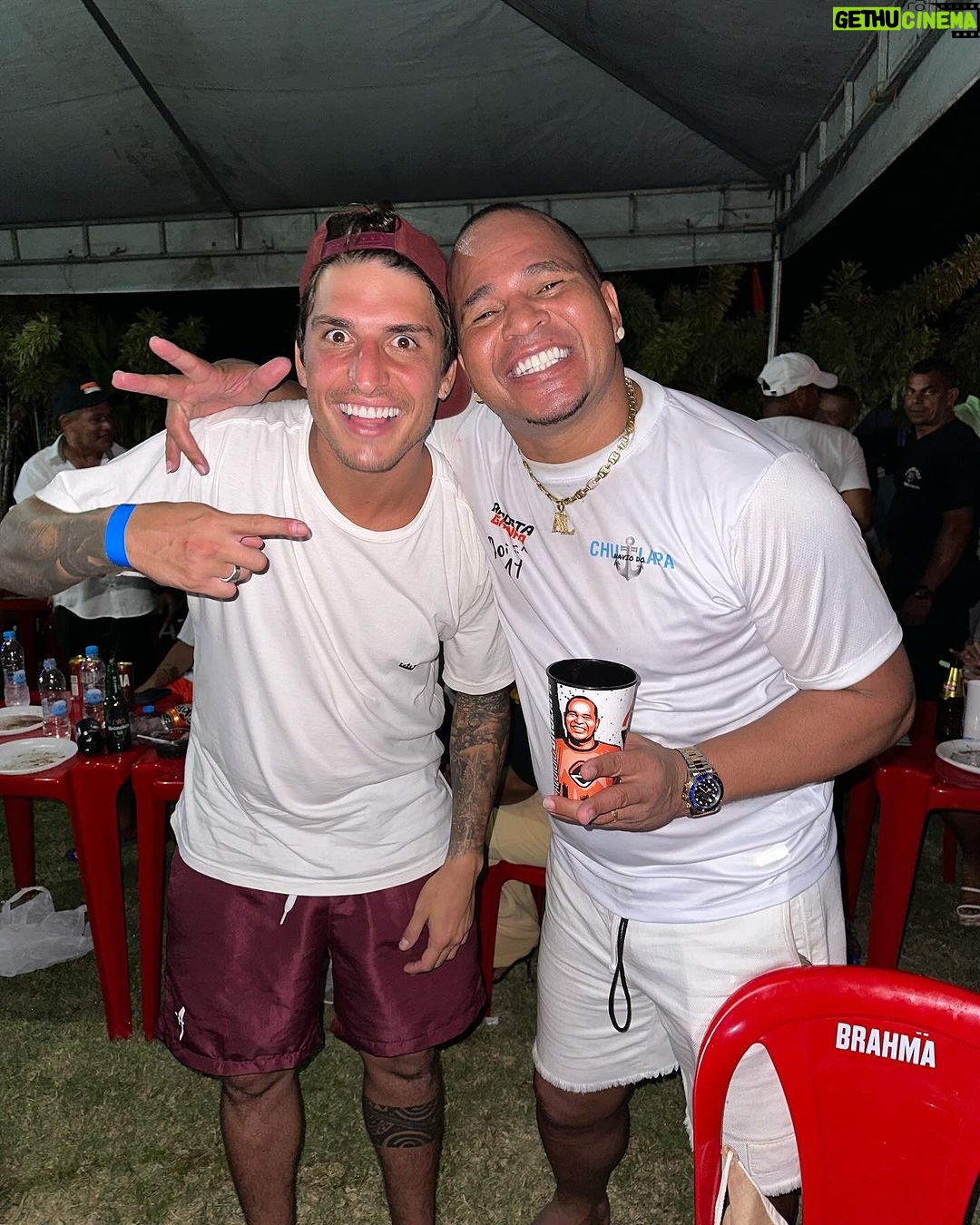 Felipe Prior Instagram - Faço questão de ser um dos primeiros a dar parabéns para esse cara fenomenal . O cara mais Daora do futebol que eu conheci e que posso falar que sou amigo . Você é foda e seu coração não tem igual . Parabéns mano, 49 de muito Danone e fica esperto que o dr dedão vai aparecer lkkkkkk Atalaia, Alagoas