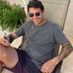 Felipe Prior Instagram - Mood da semana: nada me abala. Boraaa vamos com tudo. 👊 São Paulo - SP