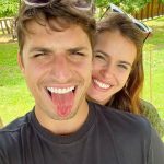 Felipe Prior Instagram - Dois meses me aguentando @jessicacastrosc
