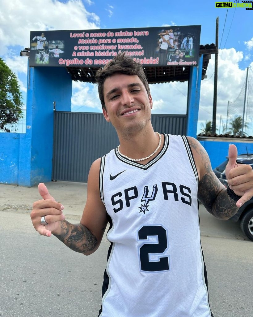 Felipe Prior Instagram - Sempre bom voltar na terrinha do meu irmão . Atalaia ❤️❤️ Camiseta : @donosdabolaimports Atalaia, Alagoas