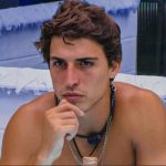 Felipe Prior Instagram - Galera tava aqui pensando . Acho q to precisando entrar no bbb de novo . Para ficar na xepa, olhem quanto que eu emagreci. Hahaha quem tá focado e disposta a ganhar o programa não fica reclamando. Eu fiquei 7 semana na xepa direto e foi uma esperiencia do caramba . Ficaria 3 meses para vencer e sem reclamar. Hahahahaha Entrei de um jeito e saí a capa da gaita. PROJAC, Rio de Janeiro