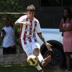 Felipe Prior Instagram - Alô Corinthians precisando de zagueiro estamos aí. Detalhe cruzamento de esquerda ???? Foda ser ambidestro. Kkkkk joga y joga