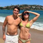 Felipe Prior Instagram - O mundo dos blogueiro é pura verdade . O que vocês acham ? Hahahaha Praia da Ferradura