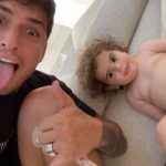 Felipe Prior Instagram - Deixaram ela 1 dia pra cuidar e já estamos fazendo a missão impossível da Duda. Hahahaha 🤣🤣🤣