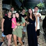 Felipe Prior Instagram - Essa é minha família e o que todos nós queremos é viajar, dar risada , comer besteira , jogar bolar , ter o sorriso no rosto , andar de moto , comer Japones kkkkk trabalhar muito e o principal- Quando a gente está junto somos mais fortes e ngm vai tirar a nossa paz. Minha família é foda. Na real são as pessoas que realmente podemos contar 🤪😍 Zona Norte Lauzane Paulista
