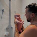 Felipe Ribeiro Instagram - O banho mais gostoso da minha vida 🤏🏽🥹 nosso primeiro banho de chuveiro 🚿 🧼