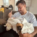 Felipe Ribeiro Instagram – Dionisio sendo travesseiro do Dom e Arnoldo na escolta 🫶🏽 tudo que mais sonhei, meus filhos 🐶 🐶 👶🏼