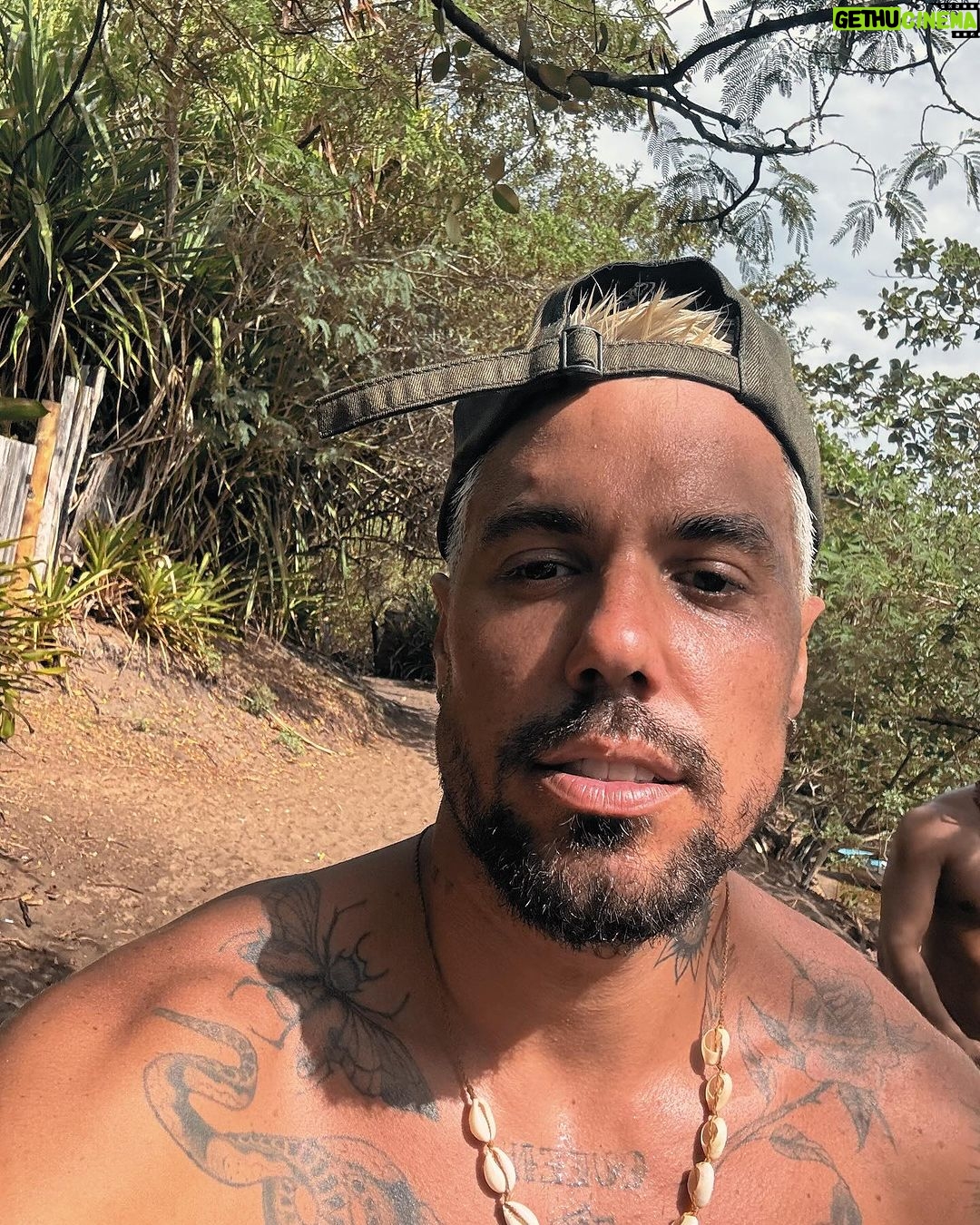 Felipe Ribeiro Instagram - caraivando com muito amor, caju e caramelos 🫶🏽 Caraíva, Bahia, Brazil