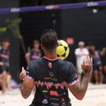 Felipe Ribeiro Instagram – Dentre todas surpresas de 2023, uma delas foi voltar a praticar o esporte que amo e me tornar sócio do @_estacaoalpha 🏠, nossa casinha que com 4 meses ja é um sucesso! Nesse periodo recebemos o @na.uvaftv e muitos outros eventos! Vamos pra mais, que venha 2024 🚀🙏🏼
🎥 @guhgonzales