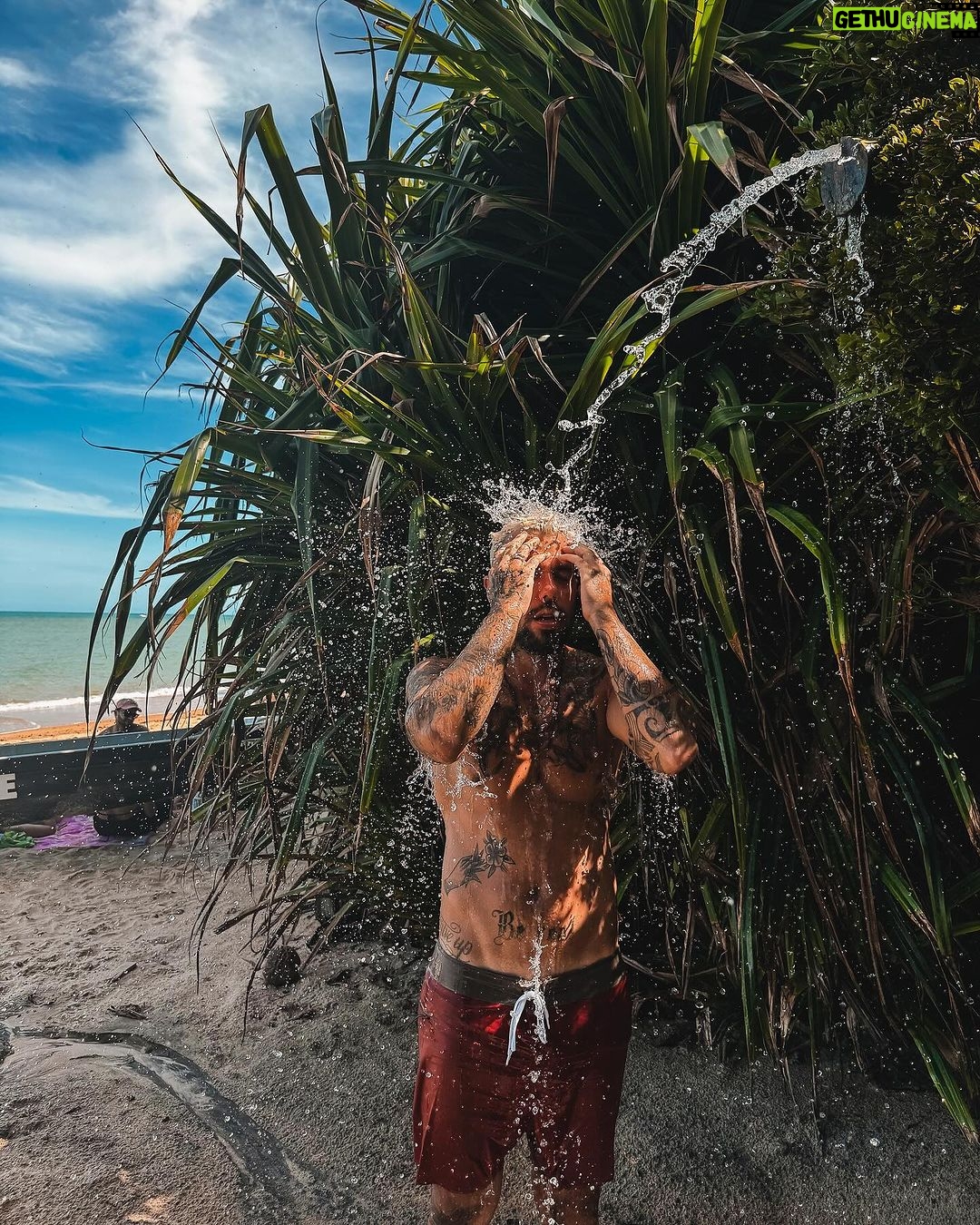 Felipe Ribeiro Instagram - amor de todos verões ❤️🔥 Praia Do Satu