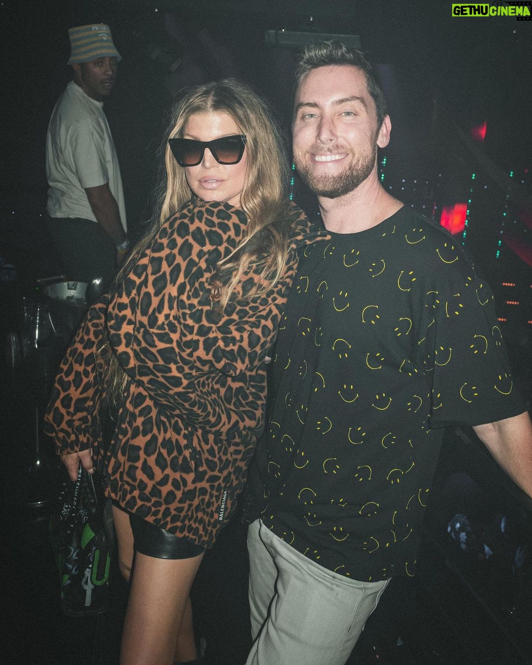 Fergie Instagram - happy pride! 🏳️🌈 thank you @lancebass @roccosweho @pairofthieves @heartweho for hosting us! (+ my little fun pride throwback playlist is on @spotify now 💚 link in bio)