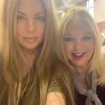 Fergie Instagram - Happy Birthday Mommy 🎂🎂 I Love You. ♥️♥️