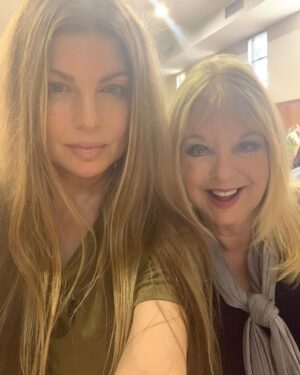 Fergie Instagram - Happy Birthday Mommy 🎂🎂 I Love You. ♥️♥️