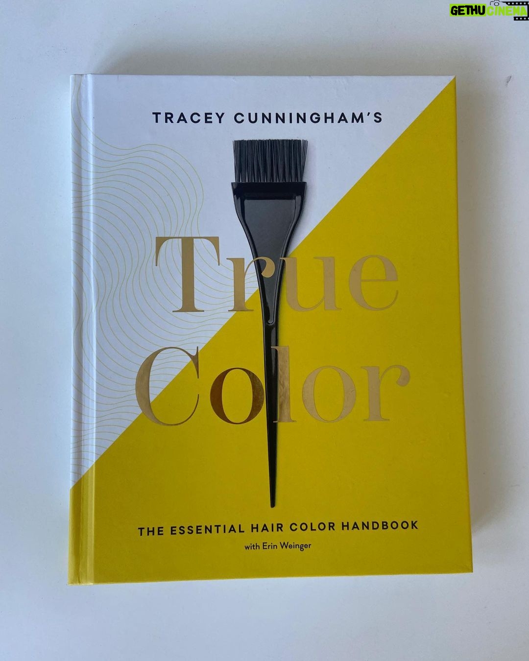 Fergie Instagram - Congratulations on the launch of your book my friend. Thank you for including me & for blessing my hair all of these years. So proud of you! ✨✨ @traceycunningham1
