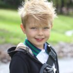 Fergie Instagram - school pic day 💚💚 #axljack