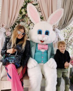 Fergie Instagram - 💕💕🐰🐰 #axljack