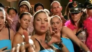 Fergie Instagram - Happea 16th to #Elephunk 💙💙 @bep