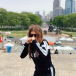 Fergie Instagram - Me and padre in philly #fbf Rocky Steps