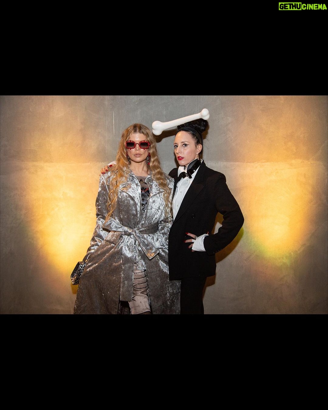 Fergie Instagram - Fashion extravaganza!!! Congratulations @bcompleted on your baby @bootzycouture at @maxfieldla 💋💋