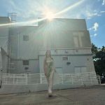 Fernanda Castillo Instagram - Shimmering light @fendi @ger.parra 💚