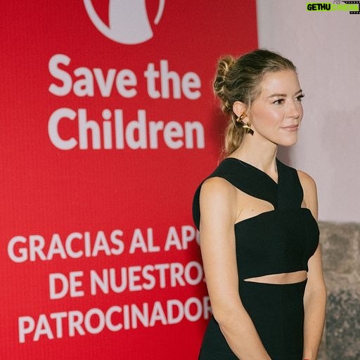 Fernanda Castillo Instagram - El último mes … 1) ♥️ @erikhayser 2) Liam Mexicano 3) las cosas que valen la pena 4) fiesta infantil con mi @damaamad 5) una sorpresota que les tengo 6) Liam ya va a la escuela 7) El Maestro #LuisdeTavira 8) mi rockstar🔥 9) Taller de actuación @crismagaloni 10) AMIGXS🥰🥰🥰