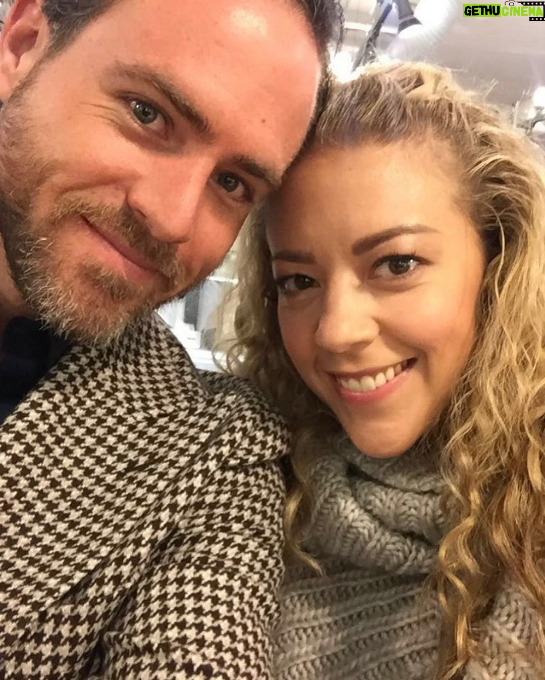 Fernanda Castillo Instagram - Del 2014 para acá …9 años Y si volviera atrás , volvería a elegirte @erikhayser te amo este y todos los días. Los buenos y los malos. Siempre. FE ♥️