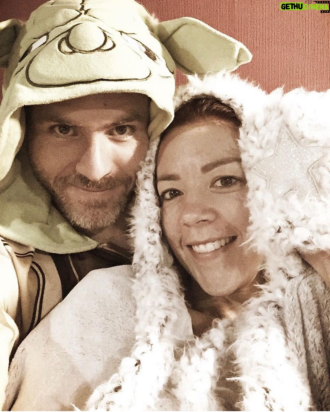 Fernanda Castillo Instagram - Del 2014 para acá …9 años Y si volviera atrás , volvería a elegirte @erikhayser te amo este y todos los días. Los buenos y los malos. Siempre. FE ♥️