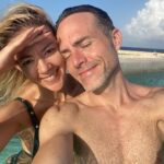 Fernanda Castillo Instagram - Del 2014 para acá …9 años Y si volviera atrás , volvería a elegirte @erikhayser te amo este y todos los días. Los buenos y los malos. Siempre. FE ♥️