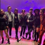 Fernanda Castillo Instagram - Esto es lo que fuimos… Adiós @sietevecesadios Mi amor por ustedes es para siempre, somos familia ! Gracias @cosmefulanito @dandelgado @cesarenriquezcabaret @davidchocarro @diegomedelmusic @albamessa @monicampospo @esvanlemus @luciacovarrubiasoficial @andres_sarachaga_ @belen_cello @javoguitar @wichosabido @mitsuosoy @irvinati @rene_camou @paolaarrioja @pabbesteban @dannyguasque @edu.edsg @eriikhest @luisfer9 @eli.urbi @daniela.espino @andydla_ @matiasgauchat @jimmy_liamlyn @mayinham @diego.cantu00