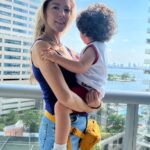 Fernanda Castillo Instagram - De todas las cosas extraordinarias de la vida , la mejor eres tú mi niño Liam . Gracias por dejarme descubrir el mundo contigo! ♥️ #diadelaniñez