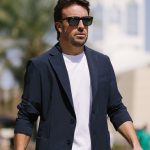 Fernando Alonso Instagram - Hello Bahrain ! Ready. @boss #beyourownboss 📸: @zakmauger