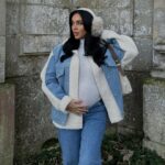 Fidji Ruiz Instagram - WINTER IN FRANCE ❄️☃️🍼