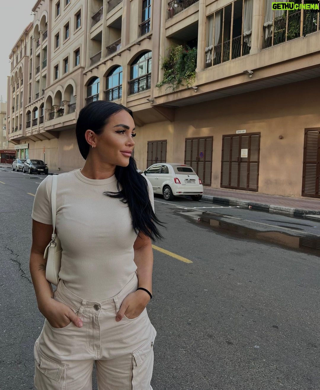 Fidji Ruiz Instagram - Parce que ça fait une éternité j’ai pas posté 🫶🏼 Deira, Dubai