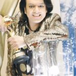 Filipp Kirkorov Instagram – Премия WORLD MUSIC AWARD. Это пятая премия. 2008 год. 15 лет назад. 
Уже исторический факт – я единственный обладатель из российский артистов, кто получил все 5 наград на Всемирно-музыкальной премии WMA. Признан лучшим Артистом Европы на протяжении 5 лет. Очень ценная для меня награда. Дорожу и с теплом вспоминаю эти события. Пусть Музыка объединяет!