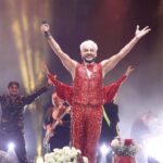 Filipp Kirkorov Instagram - Входим бодро в рабочие будни после долгих выходных! Танцуем, улыбаемся и не забываем «запретный недосказанный сон»… #ЖараДубая 🔥