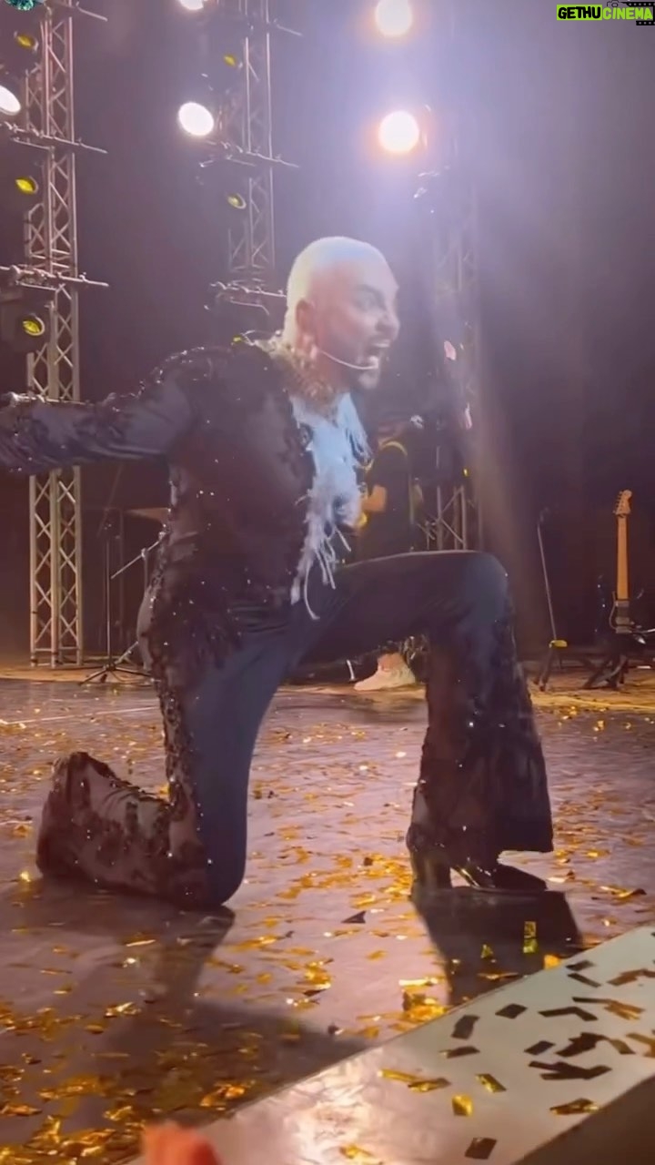 Filipp Kirkorov Instagram - Ура, пятница!💥 Концертный Зал "Фестивальный"
