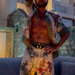 Filipp Kirkorov Instagram – Если про тебя идут слухи, значит ты – личность.
Запомните: никогда не обсуждают и не завидуют плохому. 
Завидуют лучшим, обсуждают лучших. Elounda Peninsula All Suite Hotel