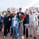 Filipp Kirkorov Instagram - Отправились на каникулы ✈️ и рассматриваем фотографии с показа. Какие у нас были красивые гости. Все наши любимые, близкие, кто всегда рядом. Хочется поделиться яркими моментами с показа в коллаборации: Мартин Киркоров & Аника Керимова & Максим Ситник Кстати, как вам мой fashion look by @max.sitni из его первой fashion коллекции круиз’24? Оцените от 1 до 10 🔽