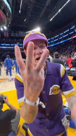 Flea Instagram - I love my @lakers with all my heart. This is a beautiful team.  Darvin Ham  is a king.