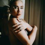 Florence Pugh Instagram - The very kind and very brilliant @dannykasirye raced across town and captured a few NYC moments before we stepped out for the last @dunemovie premiere last Sunday. We nodded to our favourite princess for our final Irulan outing. And what a joy of a press tour it’s been! Still processing the madness of the last week. It’s. Utterly. Bonkers. Ending in NY with this press tour was perfect, thank you to all who waited in the cold.. sorry it was so bloody cold!