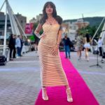 Florencia Peña Instagram - Gran apertura de temporada de #CarlosPaz 🎭🤍 Feliz de volver a las sierras con @mammamiaarg 🤩 ¡Los esperamos para divertirse, cantar y bailar con nosotros! 🙌🏻🎤🪩💃🏼 @pardoproduccionesok @rickypashkus St @maggiemellas Pelo y make up @nanogmd Vestido @marcelo.zanek Accesorios @theurbanconcept Sandalias @milano_store_ @les_loles Booker @sebacruzcenteno Villa Carlos Paz, Argentina