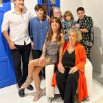 Florencia Peña Instagram – Noche de estreno,
siempre acompañada por ellos 🩶✨
#familia 

St @maggiemellas
Pelo y make up @nanogmd
Vestido @claudiaarceok 
Aros @ego.accesorios 
@les_loles Villa Carlos Paz, Argentina