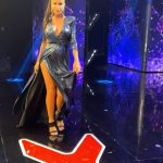 Florencia Peña Instagram - Aquí llegué 💙 Miren los videos 🤣 Look @sintoniabyflor @gabriellacapucci @milano_store_ St @maggiemellas Make up @nanogmd Pelo @george_hair1 Pestañas @maiacostaaok Fotos @samuelganembeauty Booker @sebacruzcenteno Telefe