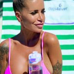 Florencia Peña Instagram - Persevera y triunfarás, dicen 😂 Bajo ese lema arranqué hace un par de meses con la depi definitiva en @depi4everok 💪🏻 La importancia de ser constante y disciplinados con una rutina y hacernos un tiempo para nosotros. Lo copado que tiene @depi4everok es que además cuenta con DERMA IV, un servicio integral de limpieza facial para limpiar en profundidad, regenerar e iluminar nuestro rostro con efecto anti age. ⚠️Reservá ya tu turno con 50% de Descuento!!! ⚠️ Acércate a los centros Depi4ever o ingresá en www.depi4ever.com.ar