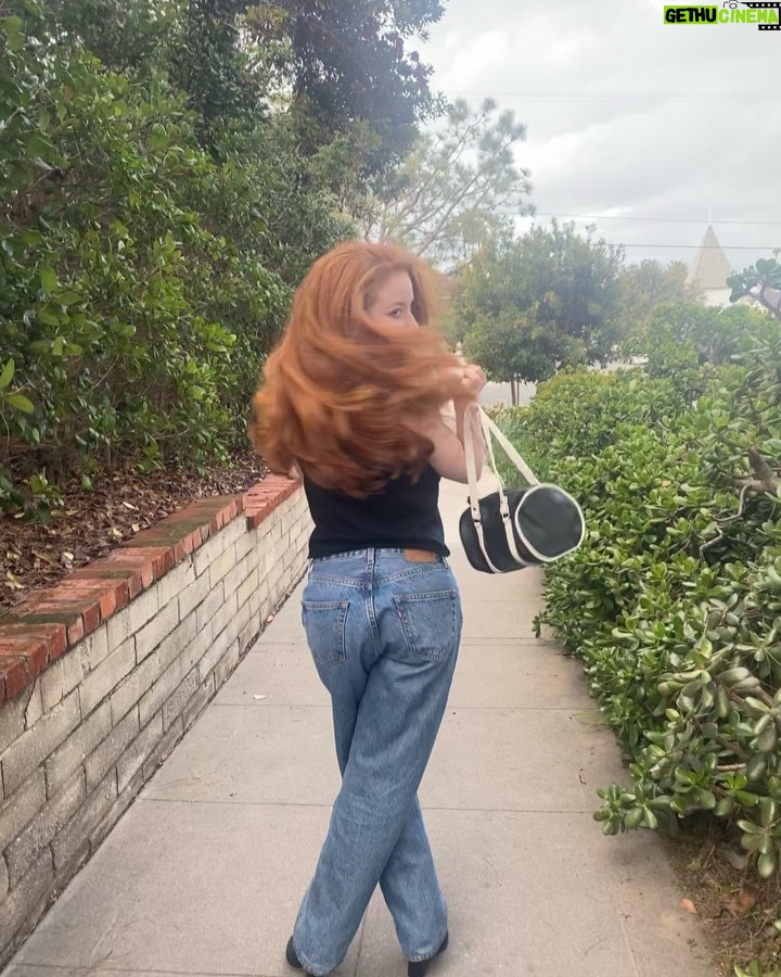 Francesca Capaldi Instagram - Down on the West Coast they got a sayin’…