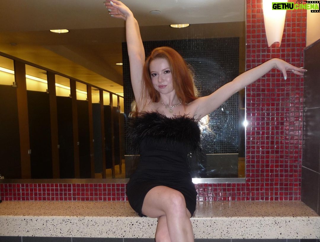 Francesca Capaldi Instagram - Digital Cam on the Gram