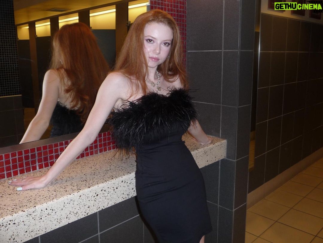 Francesca Capaldi Instagram - Digital Cam on the Gram