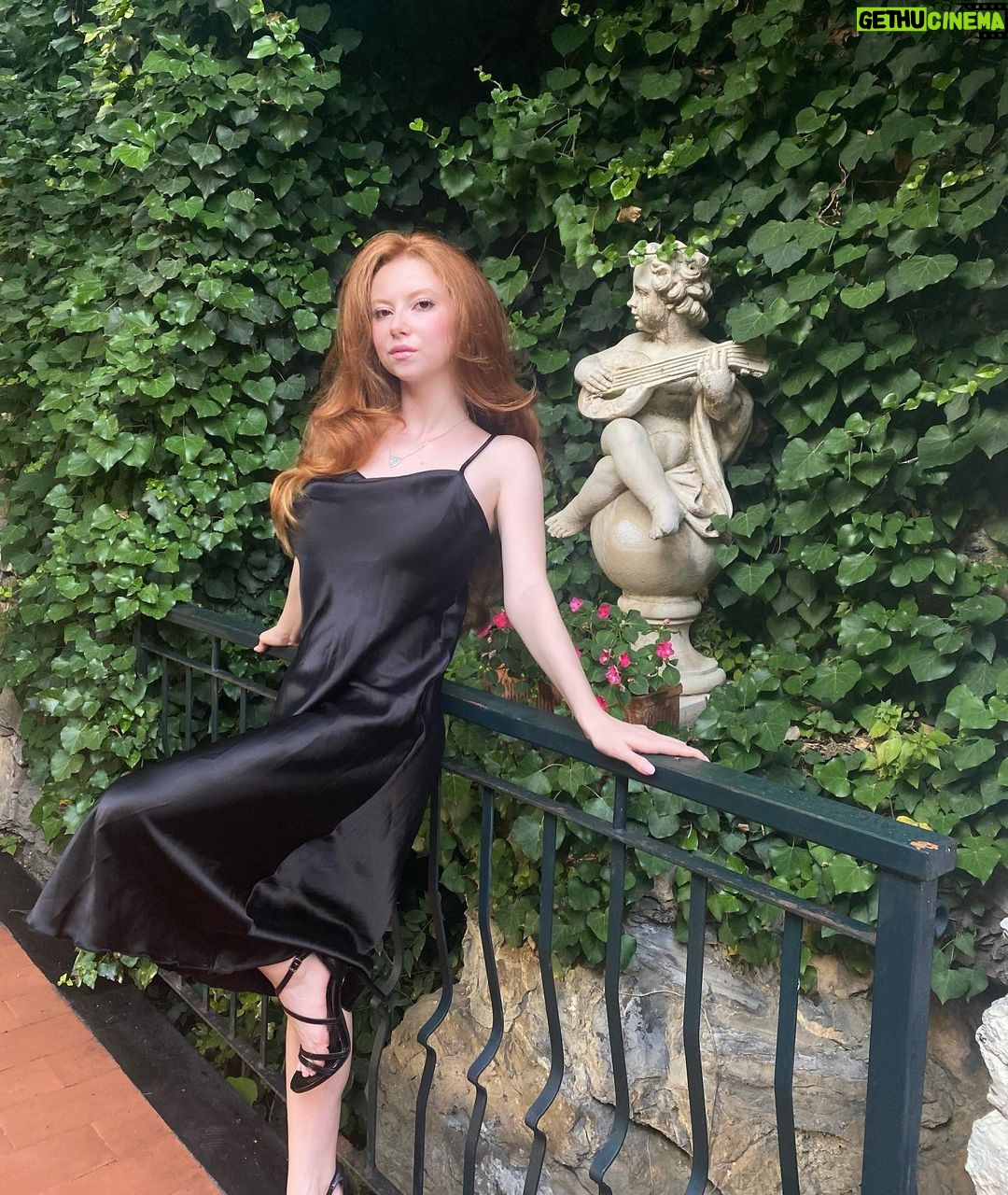 Francesca Capaldi Instagram - Miss you