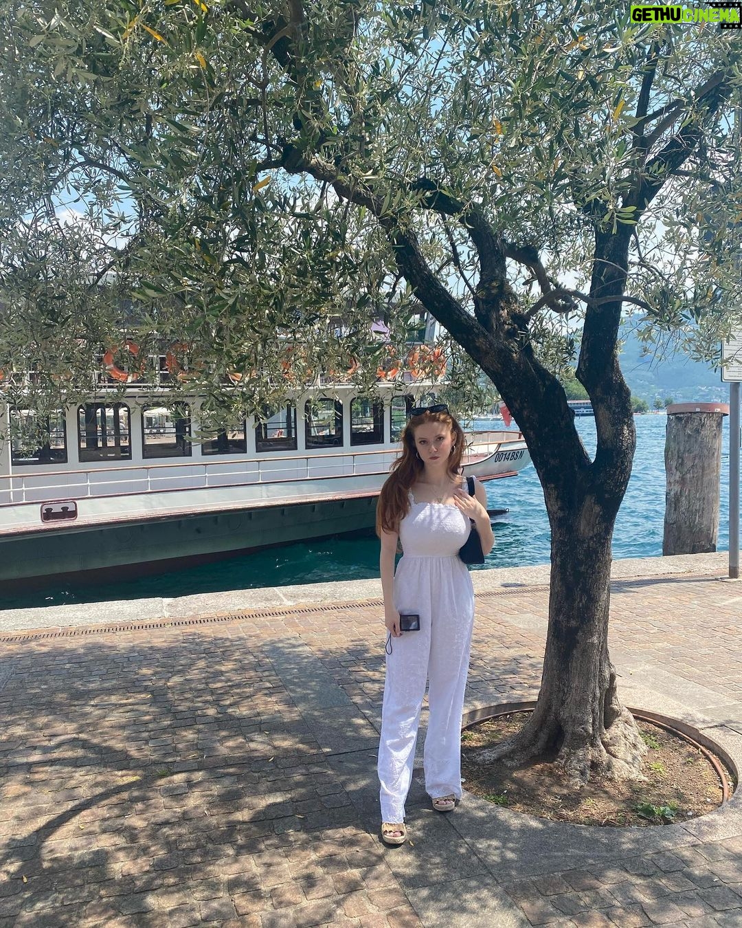 Francesca Capaldi Instagram - La dolce vita sul Lago di Garda❣️ Lake Garda, Italy